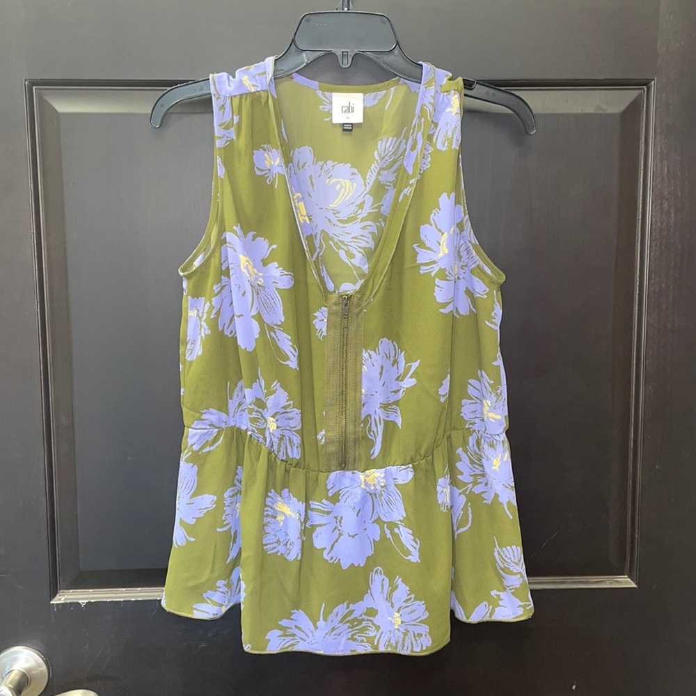 M CAbi CelebrityTop #4184
